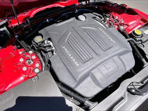 Used 2021 Jaguar F-TYPE R AWD/4WD image 10