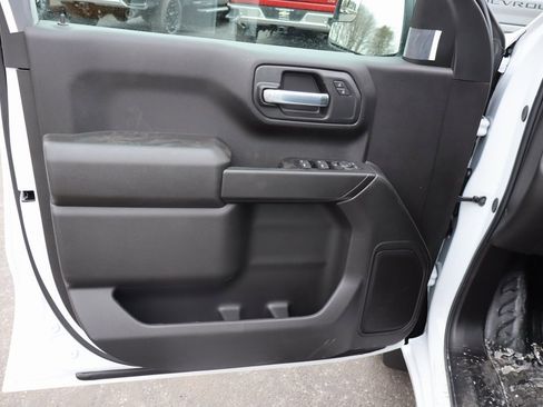 New 2026 Chevrolet Silverado 1500 W/T w/ Z71 Off-Road Package image 4