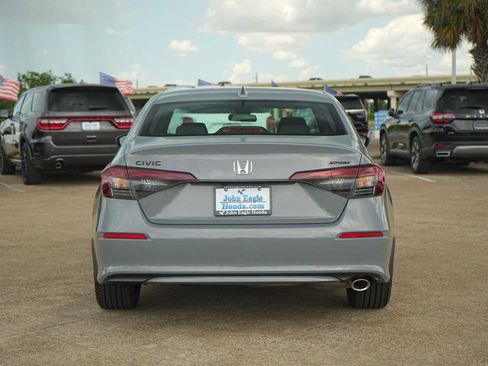 Used 2026 Honda Civic Sport image 5