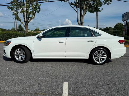 Used 2020 Volkswagen Passat 2.0T SE FWD image 5