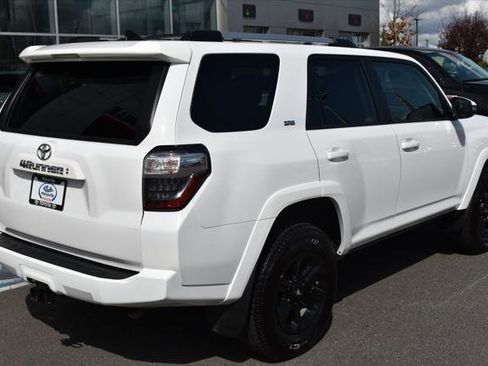 Certified 2021 Toyota 4Runner SR5 Premium w/ Moonroof Package image 3