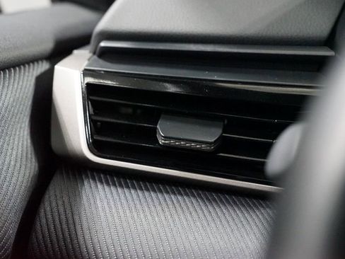 Used 2025 Toyota Camry SE w/ Multimedia Upgrade Package image 26