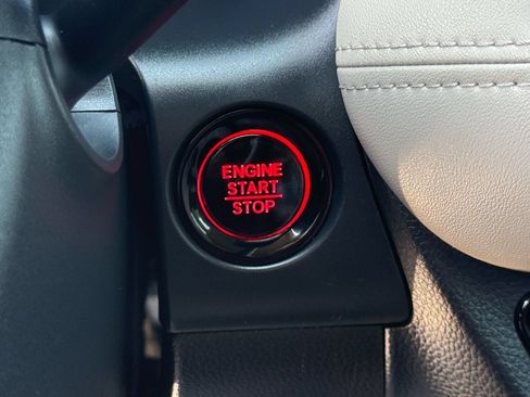 Certified 2024 Honda HR-V LX image 25