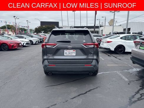 Used 2019 Toyota RAV4 XLE w/ Carpet Mat Package FWD image 4