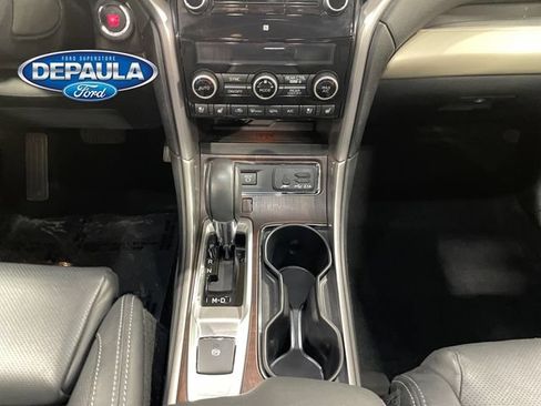 Used 2021 Subaru Ascent Touring AWD/4WD image 14