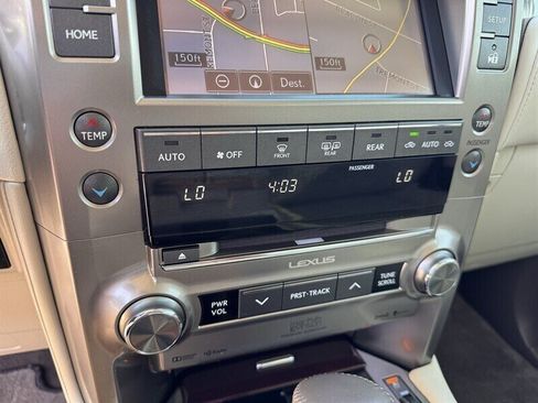 Used 2014 Lexus GX 460 Luxury AWD/4WD image 23