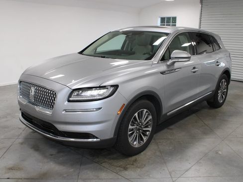 Used 2023 Lincoln Nautilus Reserve FWD image 4