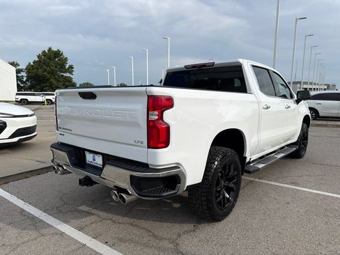 Used 2022 Chevrolet Silverado 1500 LTZ w/ Technology Package AWD/4WD image 3