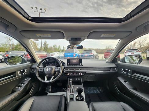 Used 2022 Honda Civic EX-L image 9