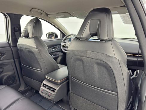 Used 2023 Nissan Ariya Engage image 34