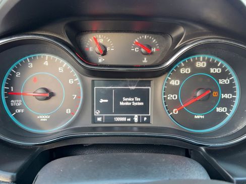 Used 2017 Chevrolet Cruze LT image 15