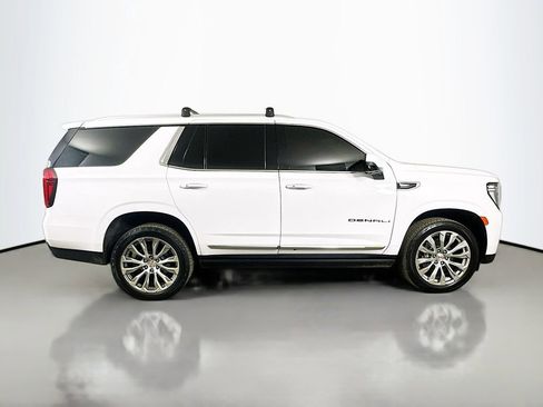 Used 2023 GMC Yukon Denali image 7