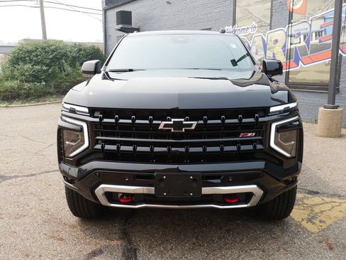 New 2026 Chevrolet Tahoe Z71 w/ Comfort Package AWD/4WD image 2