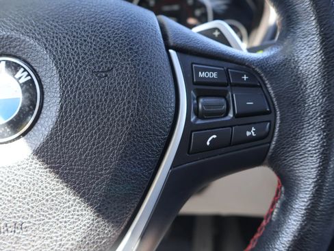 Used 2017 BMW 330i Sedan w/ Premium Package image 22