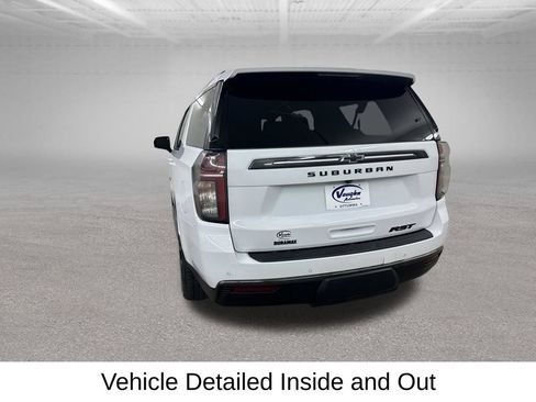 Used 2021 Chevrolet Suburban RST w/ Luxury Package AWD/4WD image 10