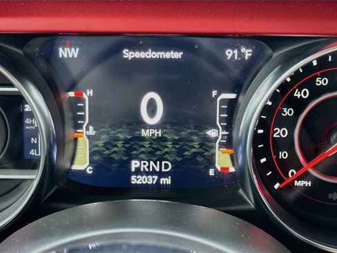 Used 2021 Jeep Wrangler Unlimited Rubicon AWD/4WD image 8