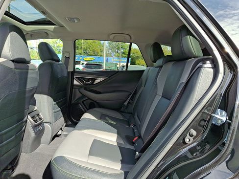 Certified 2025 Subaru Outback Onyx Edition XT image 10