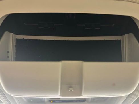 Used 2022 GMC Acadia Denali w/ Denali Ultimate Package image 42