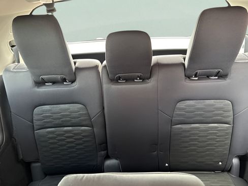 New 2026 Nissan Pathfinder SV w/ SV Premium Package FWD image 42