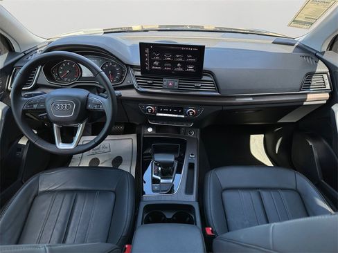 Used 2023 Audi Q5 2.0T Premium w/ Convenience Package image 17