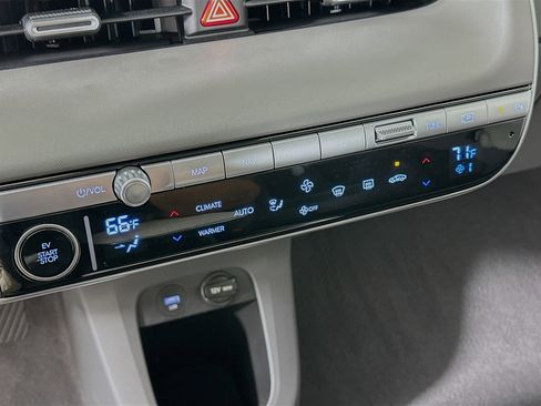 Used 2024 Hyundai Ioniq 5 SE image 24
