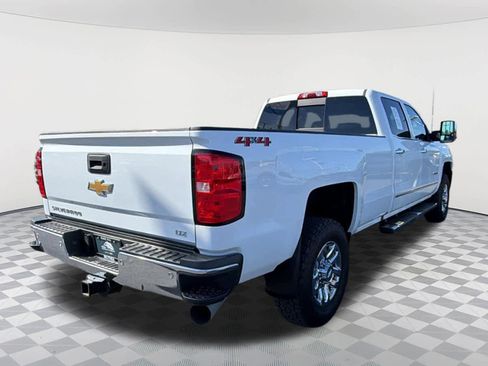 Used 2019 Chevrolet Silverado 2500 LTZ w/ Duramax Plus Package AWD/4WD image 5