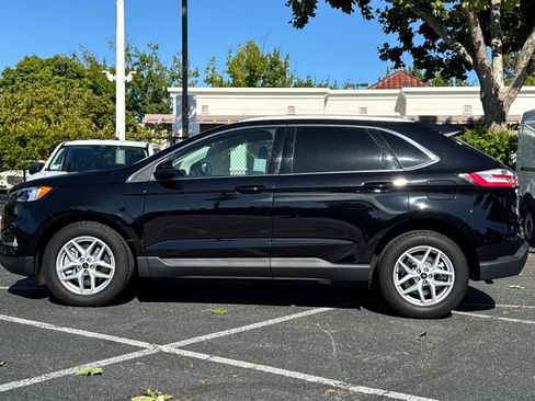 Certified 2024 Ford Edge SEL w/ Convenience Package AWD/4WD image 8