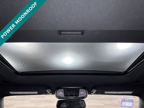 Used 2023 Dodge Charger SRT Hellcat image 5