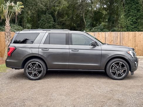 Used 2019 Ford Expedition Limited w/ Equipment Group 303A image 15