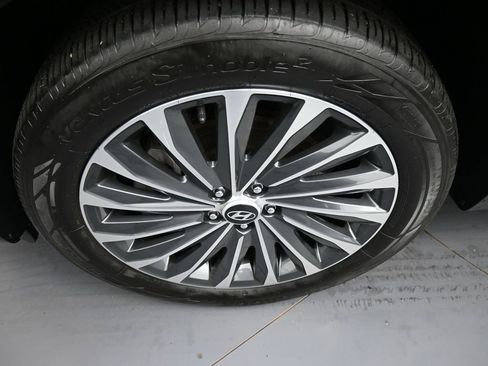 Used 2024 Hyundai Palisade Calligraphy image 14