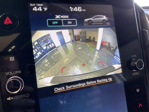 Used 2024 Subaru Crosstrek 2.0i Premium image 17