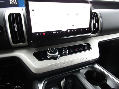 New 2026 Ford Expedition Max Active image 13