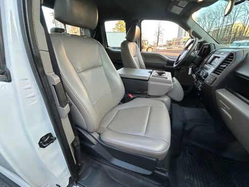 Used 2022 Ford F250 XL w/ Power Equipment Group image 26