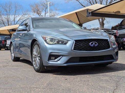 Used 2018 INFINITI Q50 Luxe w/ Sensory Package (Luxe) image 3