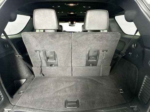 Used 2022 Dodge Durango R/T w/ Blacktop Package RWD image 26