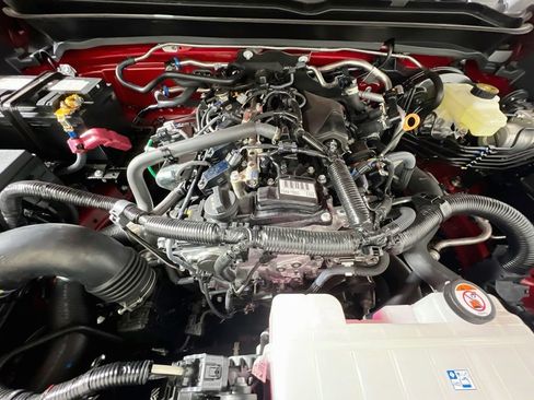 Certified 2026 Toyota Tacoma SR5 AWD/4WD image 26