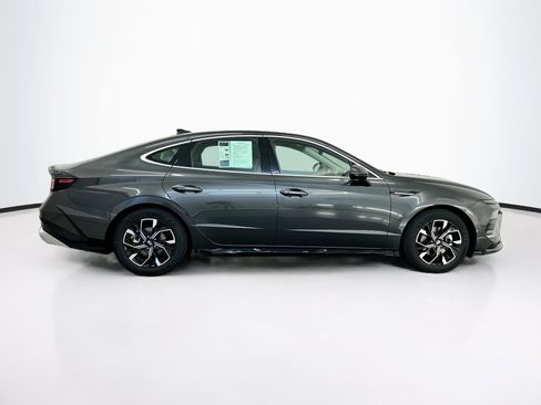 Used 2025 Hyundai Sonata SEL FWD image 10