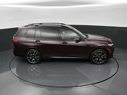 Used 2021 BMW X7 xDrive40i w/ M Sport Package AWD/4WD image 21