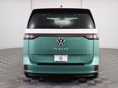 New 2025 Volkswagen ID. Buzz 1st Edition image 6
