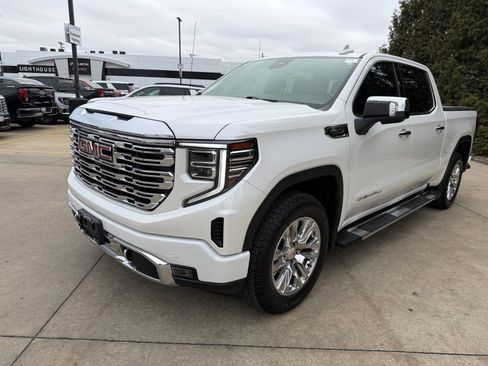 Used 2024 GMC Sierra 1500 Denali image 7