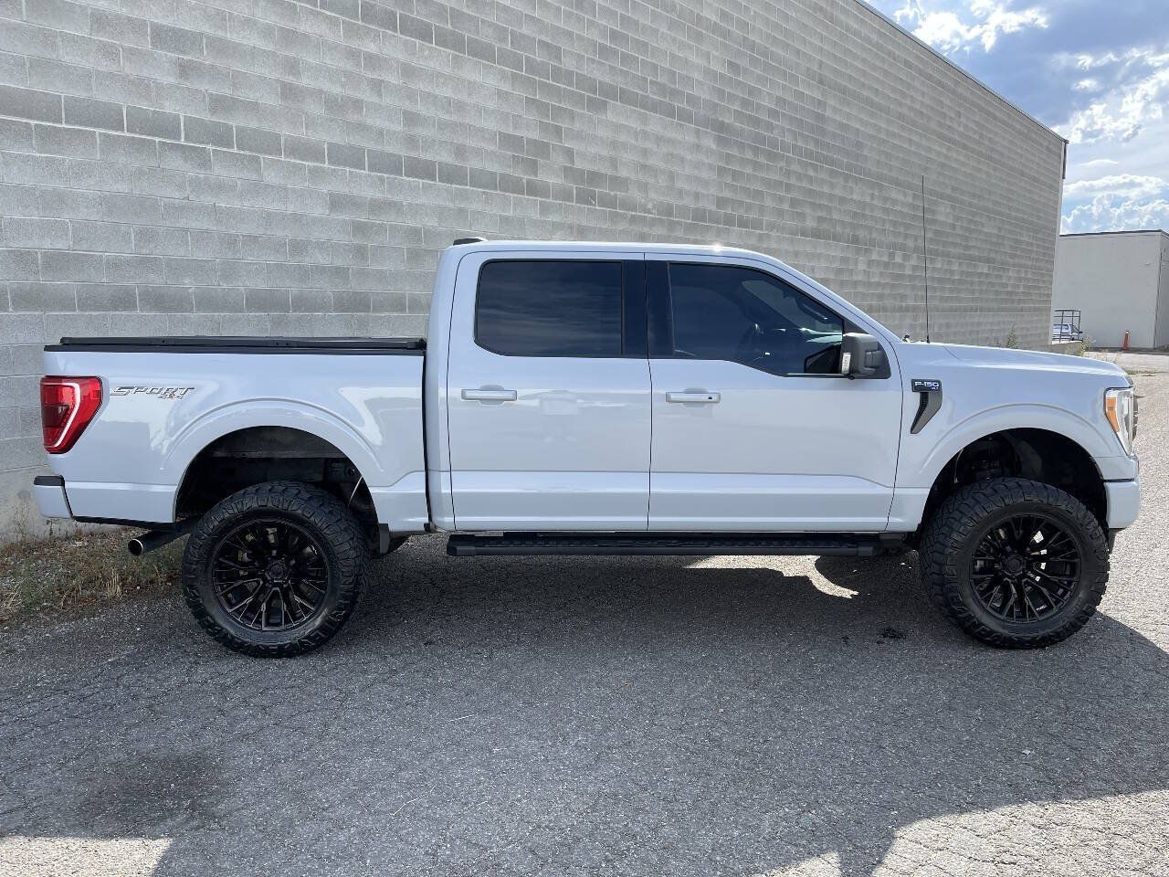 Used 2021 Ford F150 XLT w/ Equipment Group 302A High AWD/4WD image 4