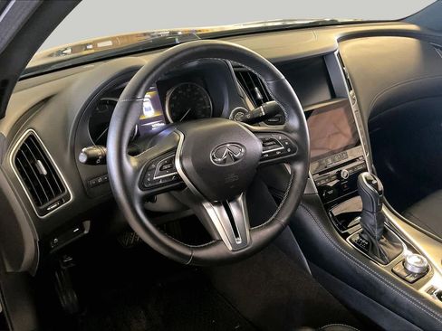 Used 2022 INFINITI Q60 3.0t Luxe w/ Essential Package RWD image 16