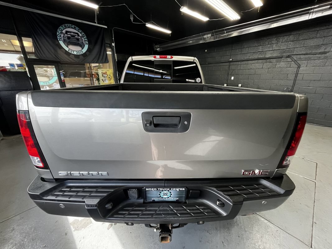 Used 2014 GMC Sierra 2500 Denali AWD/4WD image 5