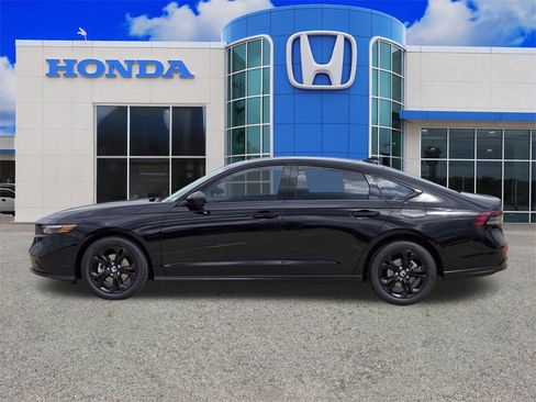 New 2025 Honda Accord SE image 6