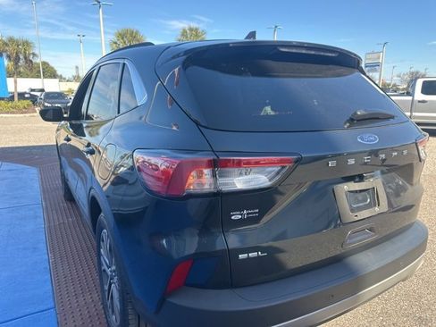 Used 2022 Ford Escape SEL w/ Technology Package image 32