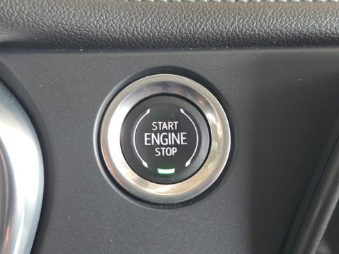 Used 2020 Chevrolet Blazer LT AWD/4WD image 9