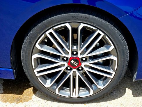 Used 2021 Kia Forte GT w/ GT2 Package FWD image 8