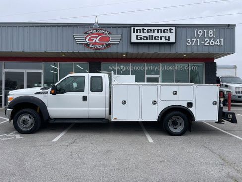 Used 2014 Ford F550 4x4 SuperCab Super Duty image 5