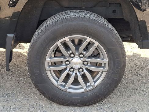 Used 2023 Chevrolet Colorado LT w/ LT Convenience Package image 11