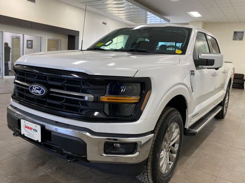 New 2025 Ford F150 XLT w/ Equipment Group 303A High image 4